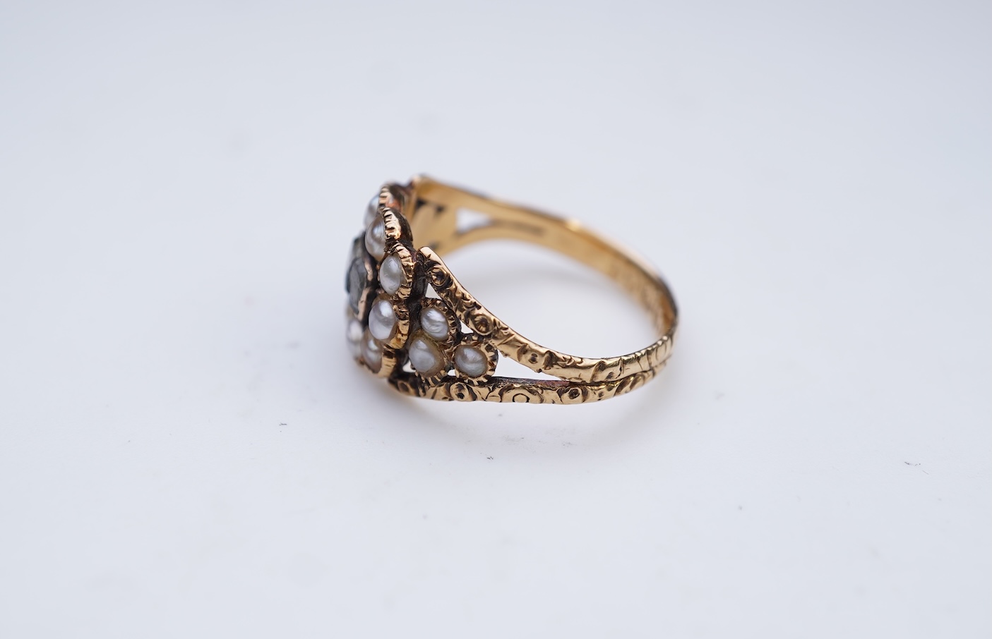 A Regency pearl mourning ring, circa 1824